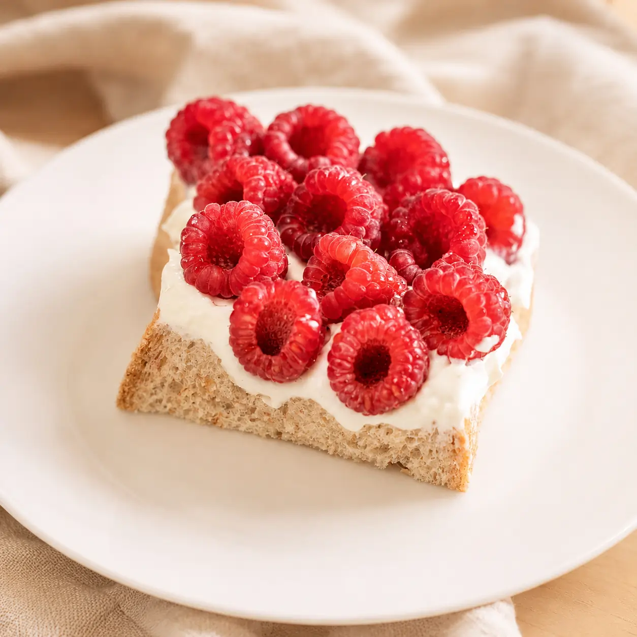 Raspberry yogurt toast